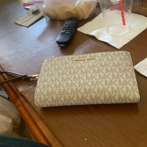 Michael Kors Gray Wristlet